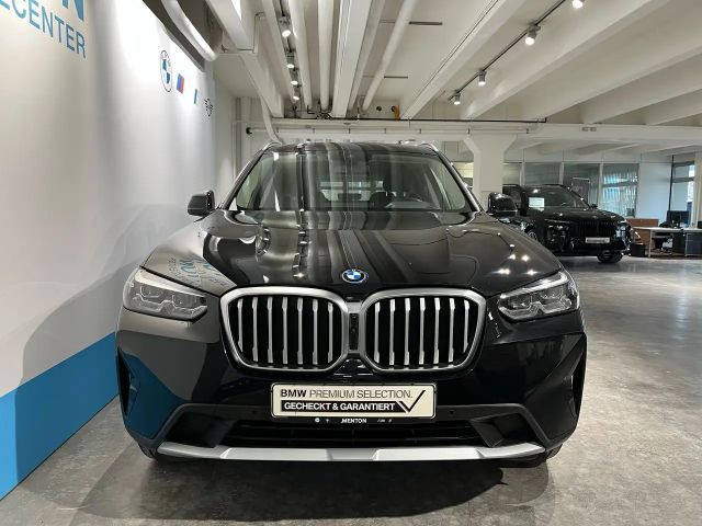 BMW X3 xDrive30e