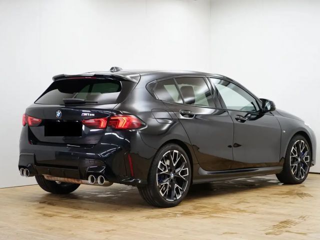 BMW 135 5-deurs Sedan xDrive