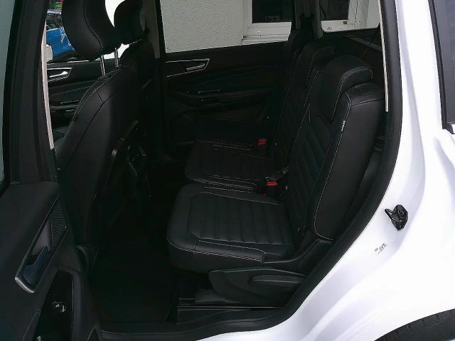 Ford Galaxy Titanium