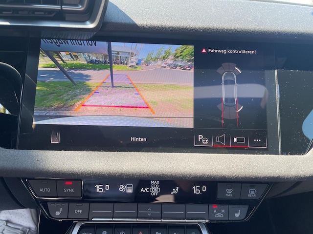 Audi RS3 Quattro S-Tronic Sedan