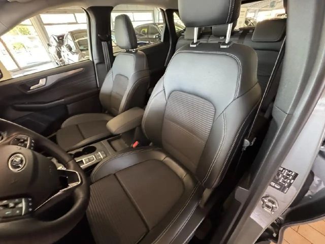 Ford Kuga AWD Titanium