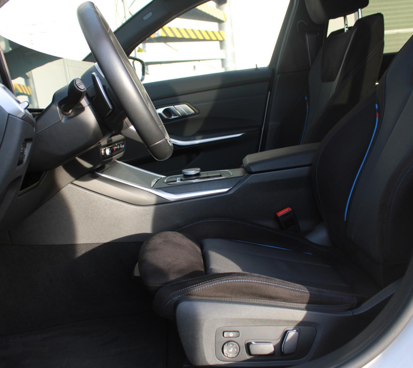 BMW 330 330e Touring xDrive