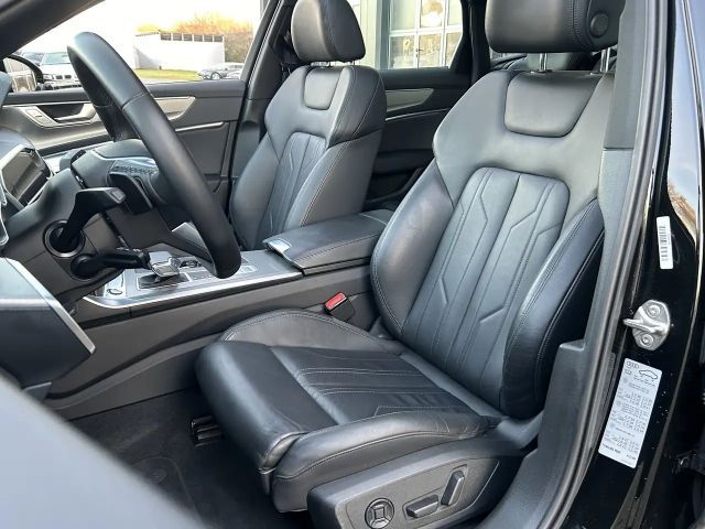 Audi A6 55 TFSI Sedan