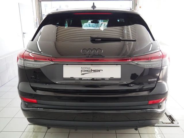 Audi Q4 e-tron Business Quattro