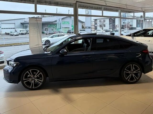 Honda Civic Advance e:HEV