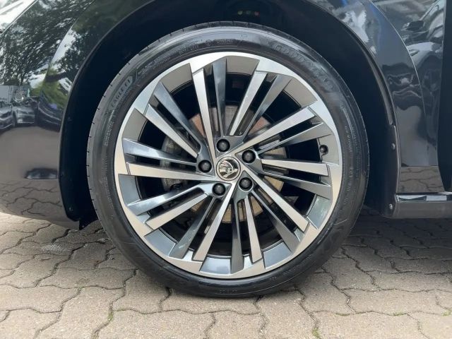 Skoda Superb 2.0 TDI Combi
