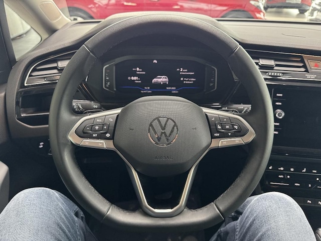 Volkswagen Touran 1.5 TSI DSG Family Style