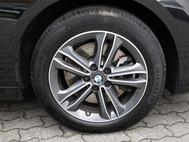 BMW 218 218d Gran Tourer Sport Line