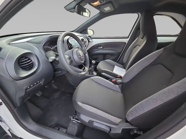 Toyota Aygo X Hatchback Play X-play