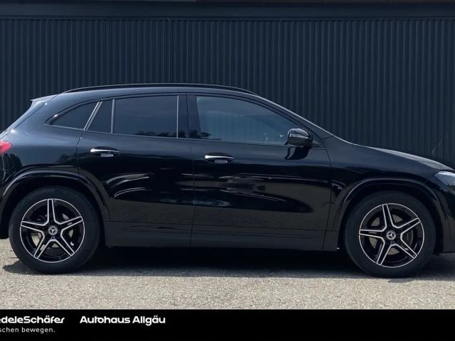 Mercedes-Benz GLA 200 AMG Line