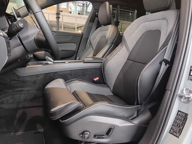 Volvo XC60 AWD Plus T8