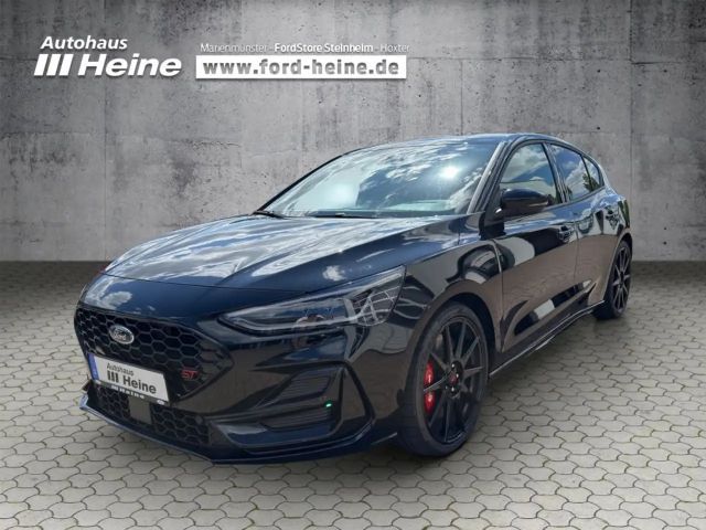 Ford Focus EcoBoost ST Line