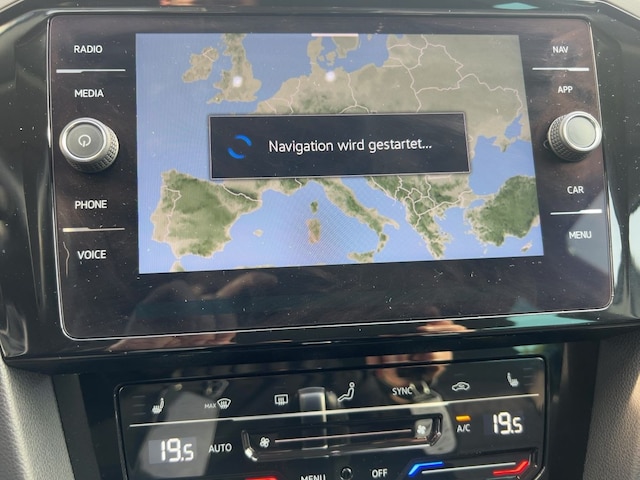 Volkswagen Passat 1.5 TSI Business DSG Variant