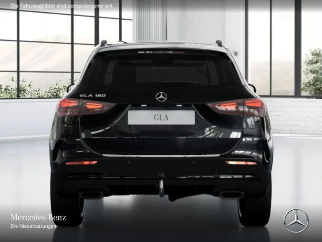 Mercedes-Benz GLA 180 AMG Line