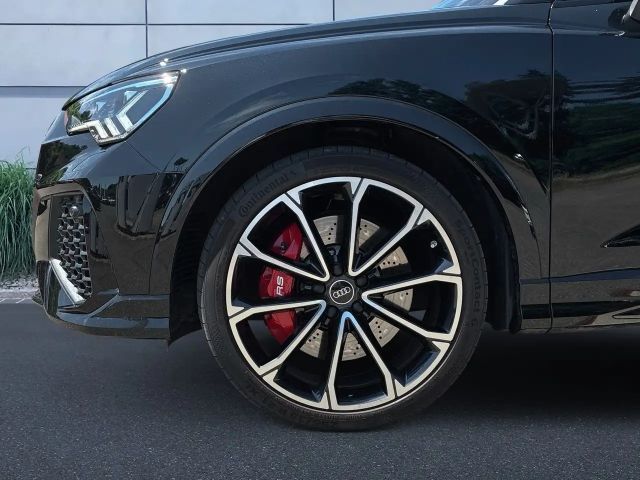 Audi RS Q3 S-Tronic