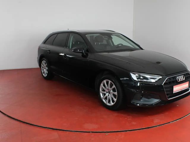 Audi A4 35 TDI S-Tronic