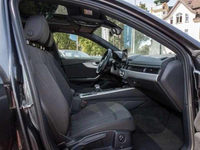 Audi A4 40 TFSI Quattro S-Line