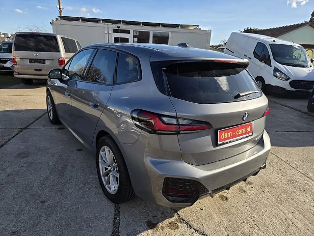 BMW 218 218d Active Tourer Sedan