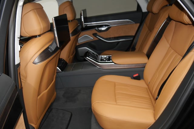 Audi A8 60 TFSI Lang Quattro