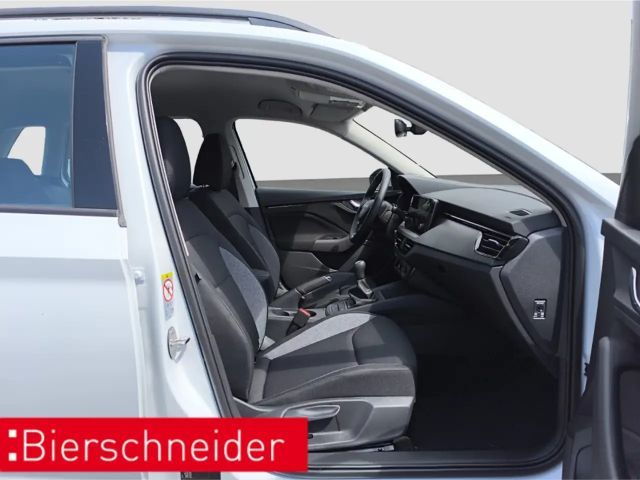 Skoda Kamiq Essence 1,0 TSI KLIMA SH SMART DAB LED