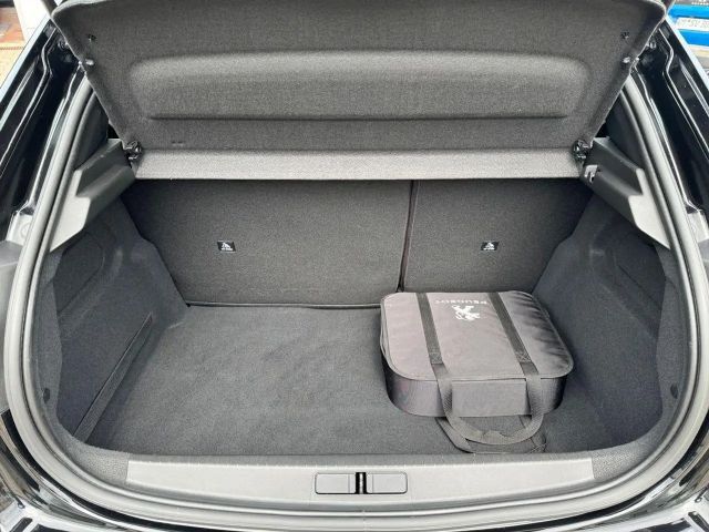 Peugeot E-208 Active Pack