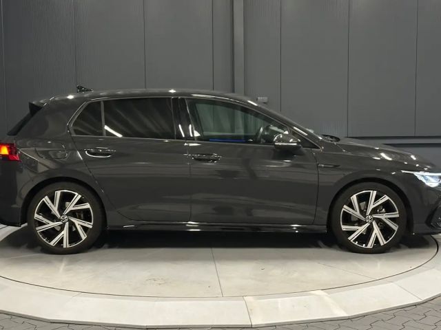 Volkswagen Golf 1.5 TSI DSG R-Line