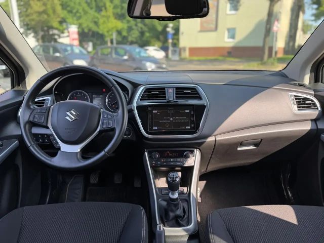 Suzuki SX4 S-Cross Club