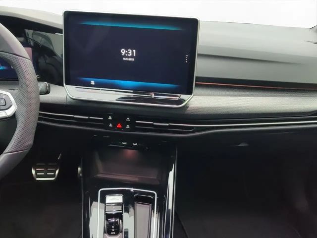 Volkswagen Golf R-Line Variant