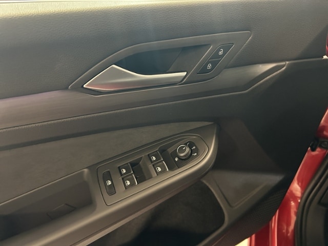 Volkswagen Golf 1.5 eTSI DSG Golf VIII