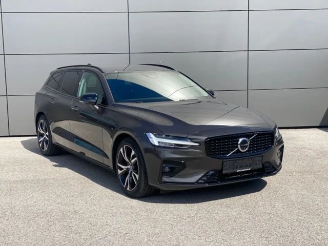 Volvo V60 Core Geartronic