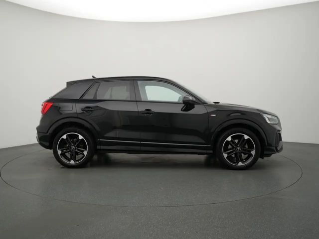 Audi Q2 S-Line S-Tronic