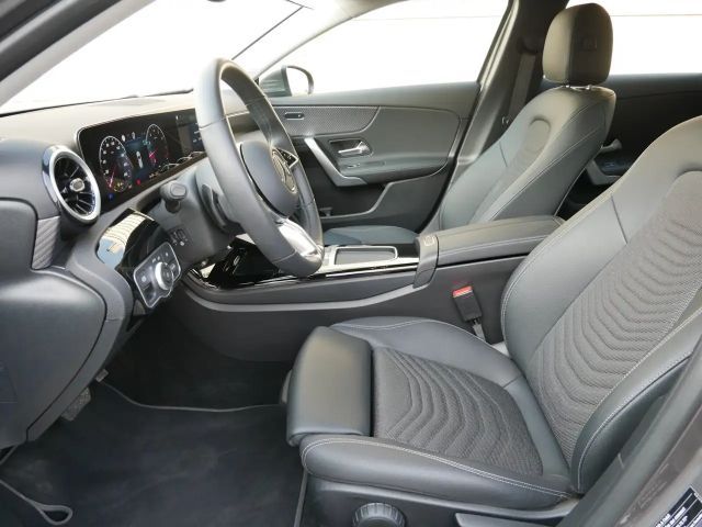 Mercedes-Benz A 180 A 180 PROGRES+LED+KAMERA+CARPLAY+SHZ+ASSIST+DAB+