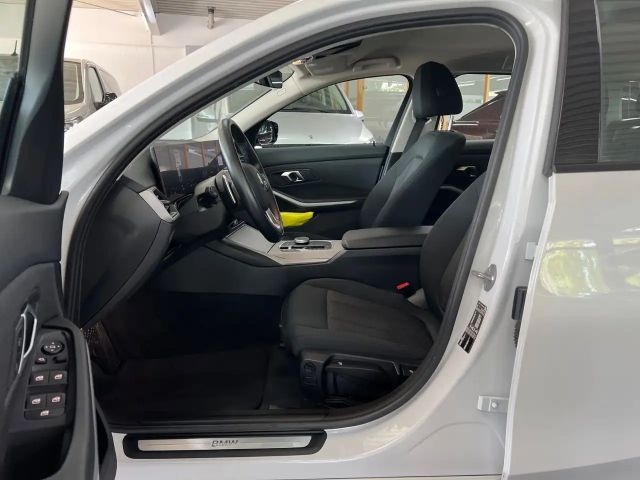 BMW 318 318d Touring