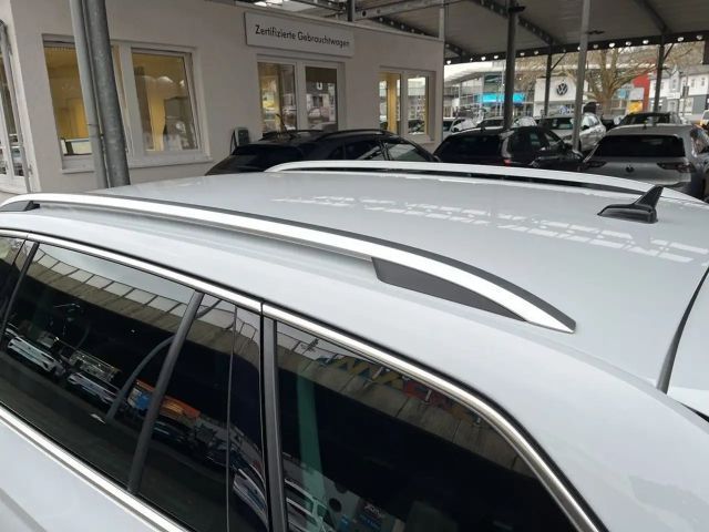 Skoda Superb 2.0 TDI Combi Style Style