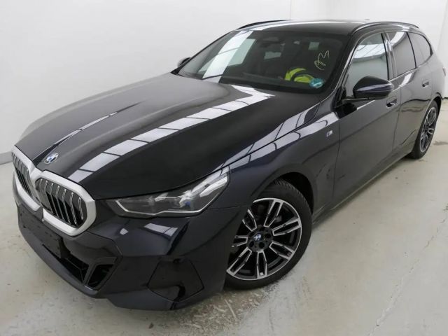 BMW 520 520d M-Sport Touring