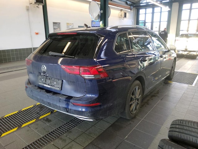 Volkswagen Golf 2.0 TDI DSG Variant