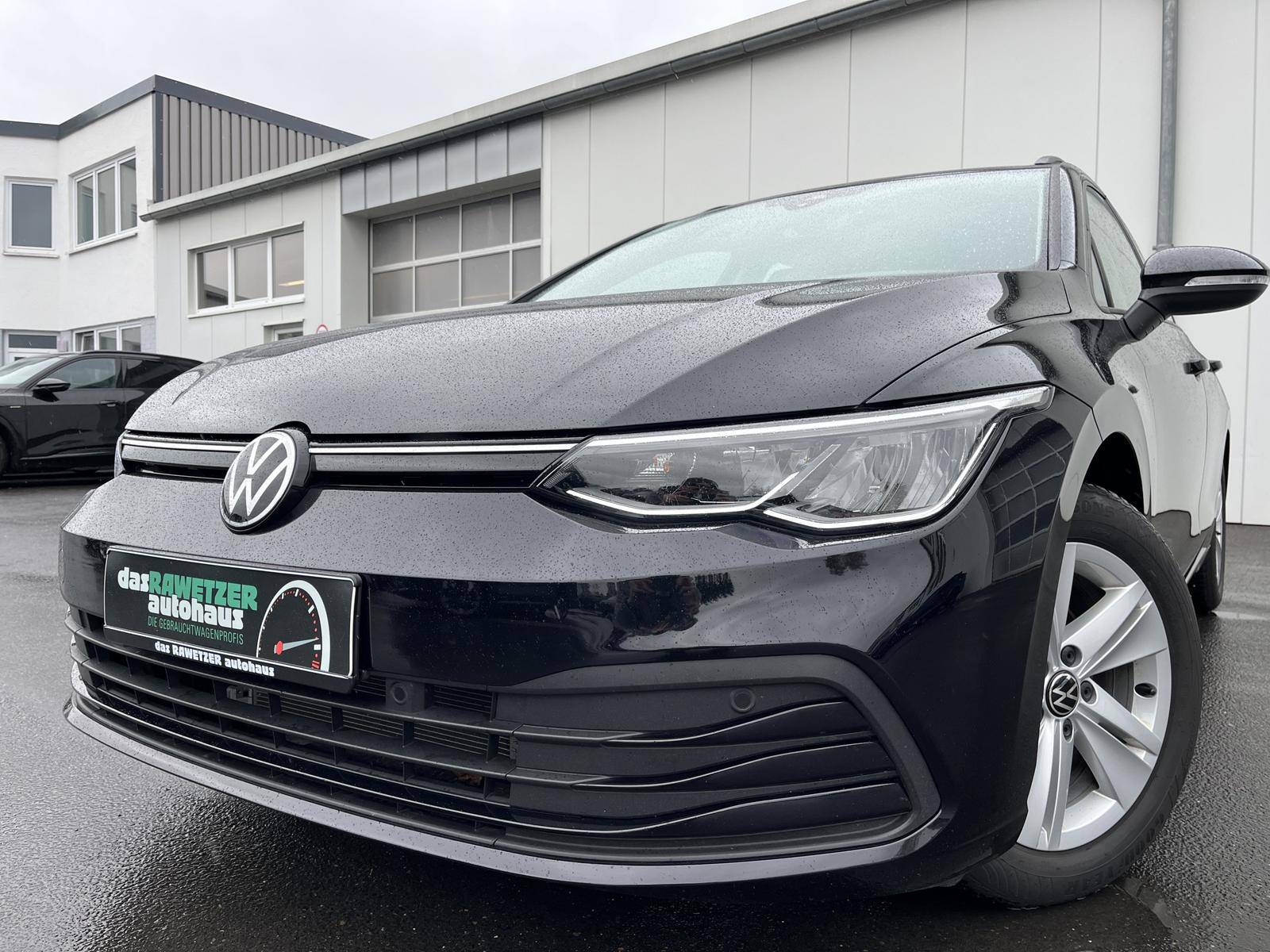 Volkswagen Golf 1.5 TSI DSG Life Variant