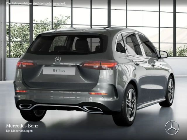 Mercedes-Benz B 200 AMG Line Sedan