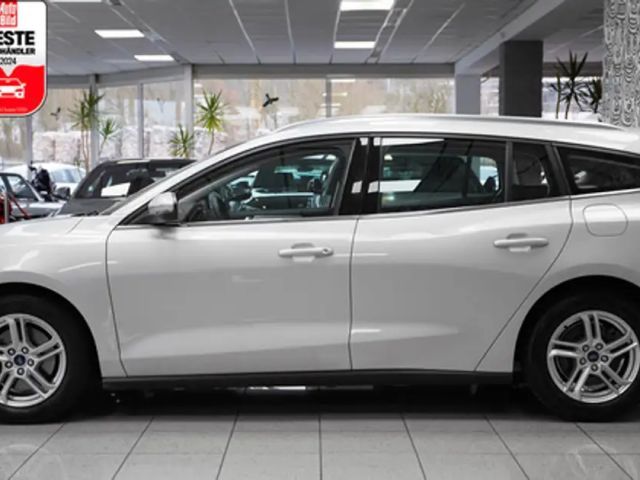 Ford Focus Cool & Connect Wagon