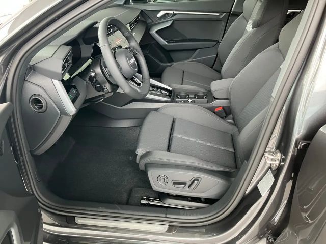 Audi A3 45 TFSI Hybride S-Line Sedan