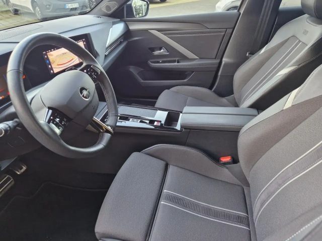 Opel Astra GS-Line Grand Sport