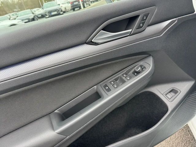 Volkswagen Golf 1.5 TSI Variant