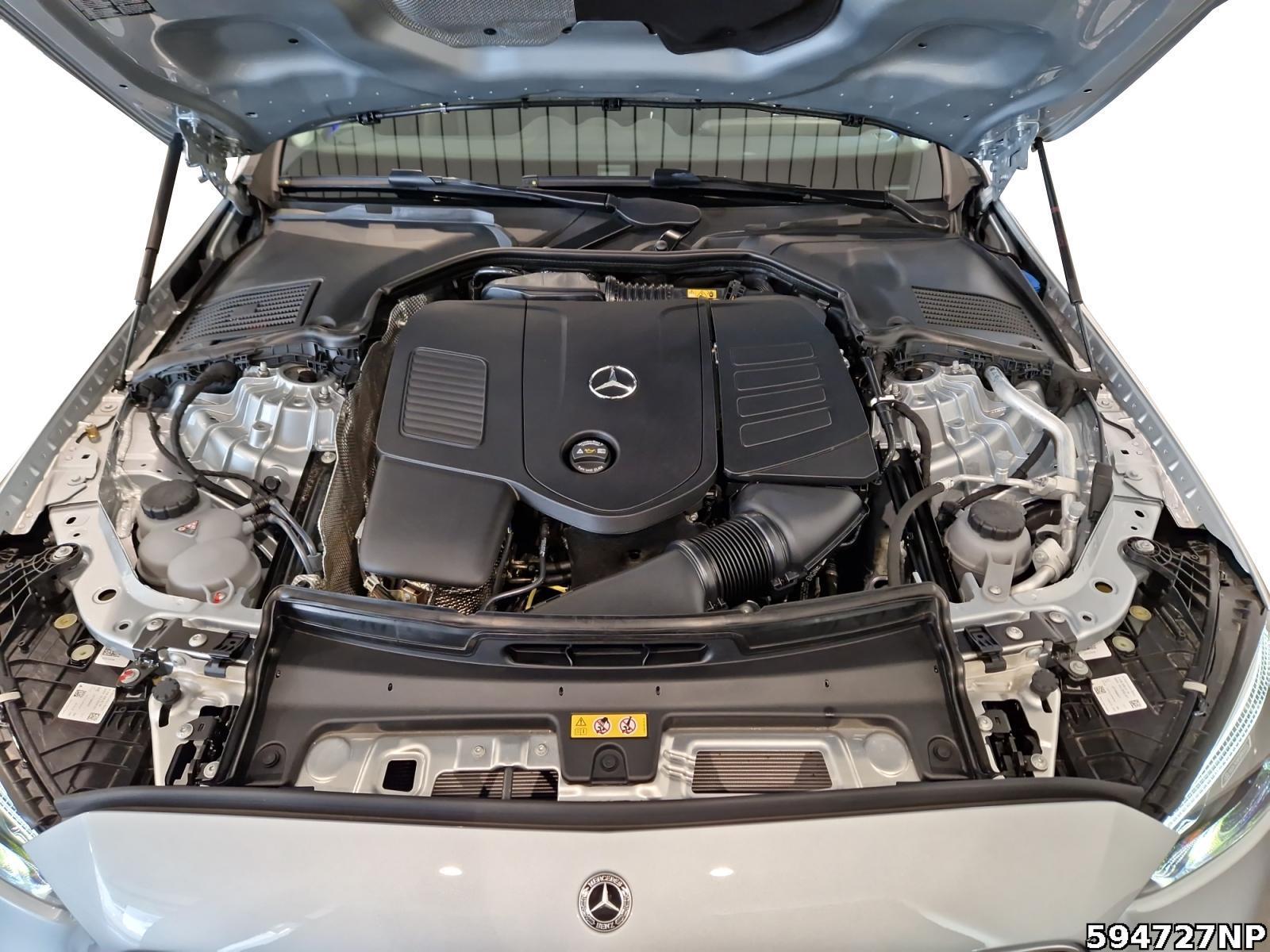 Mercedes-Benz C 180 AVANTGARDE Sedan