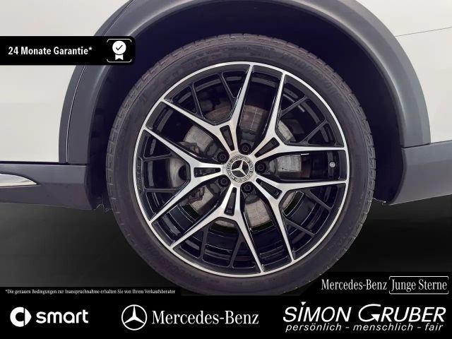 Mercedes-Benz E 300 4MATIC