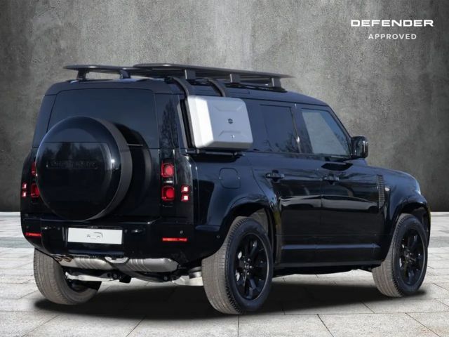 Land Rover Defender 110 D300 Dynamic SE