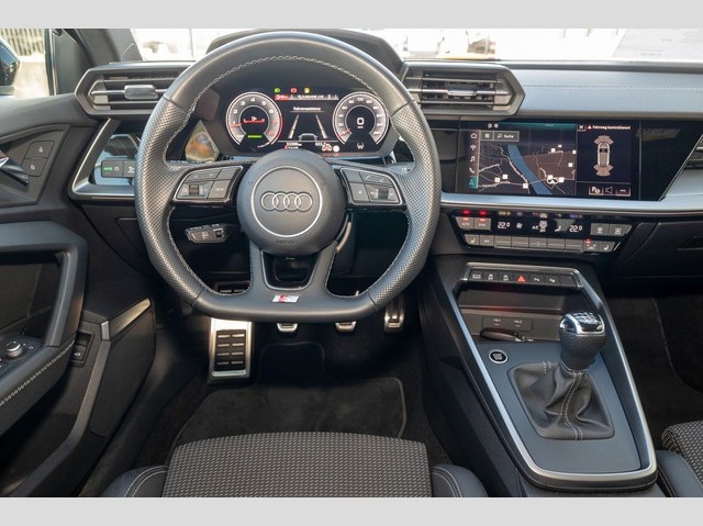 Audi A3 35 TFSI S-Line Sportback