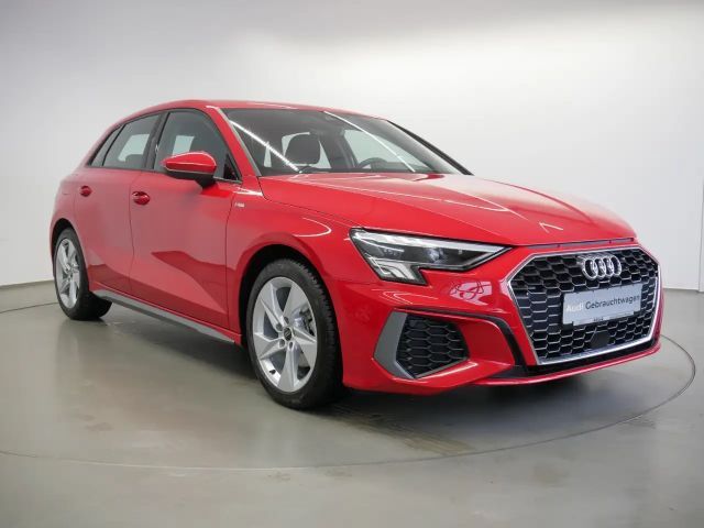 Audi A3 30 TFSI S-Line Sedan Sportback