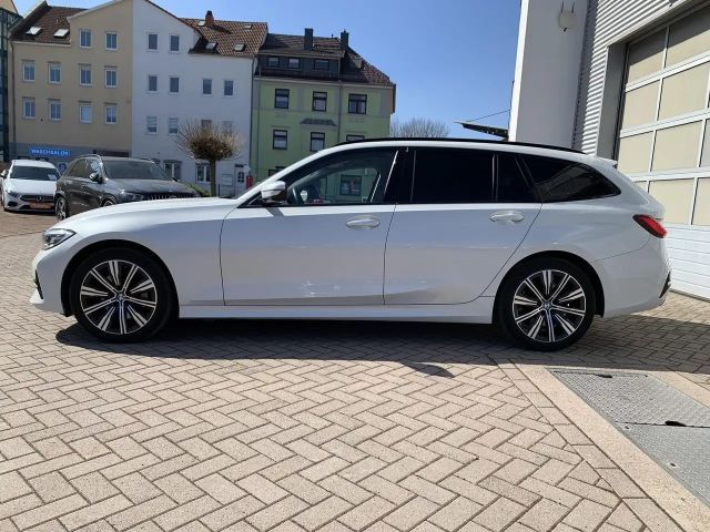 BMW 330 330i Sport Line
