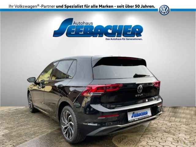Volkswagen Golf 1.5 eTSI DSG Golf VIII