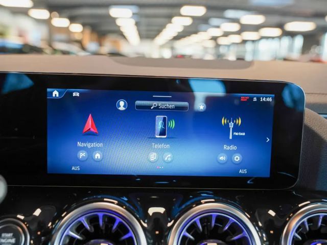 Mercedes-Benz GLA 200 GLA 200 d Progressive